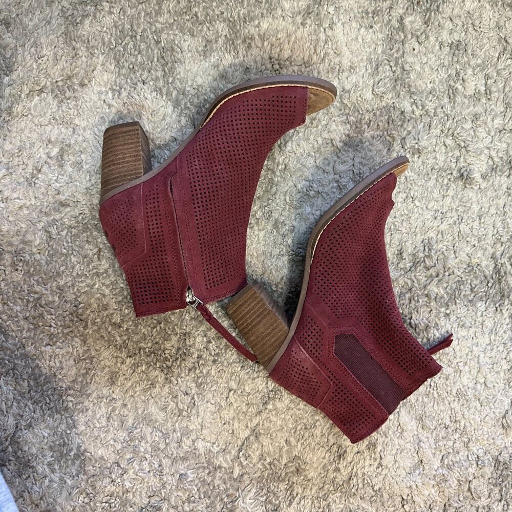 Toms Wide 6.5 Burgundy Red Open Toe Booties Suede Peep Toe Leather Majorca Open - Picture 6 of 10